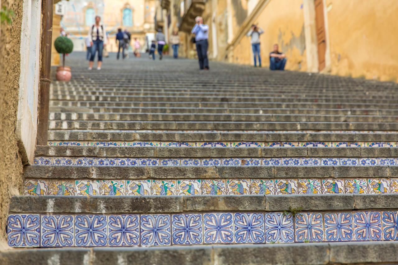 Affittacamere La Piazzetta Caltagirone Eksteriør bilde